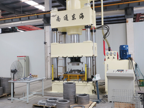 500T 四柱液壓機